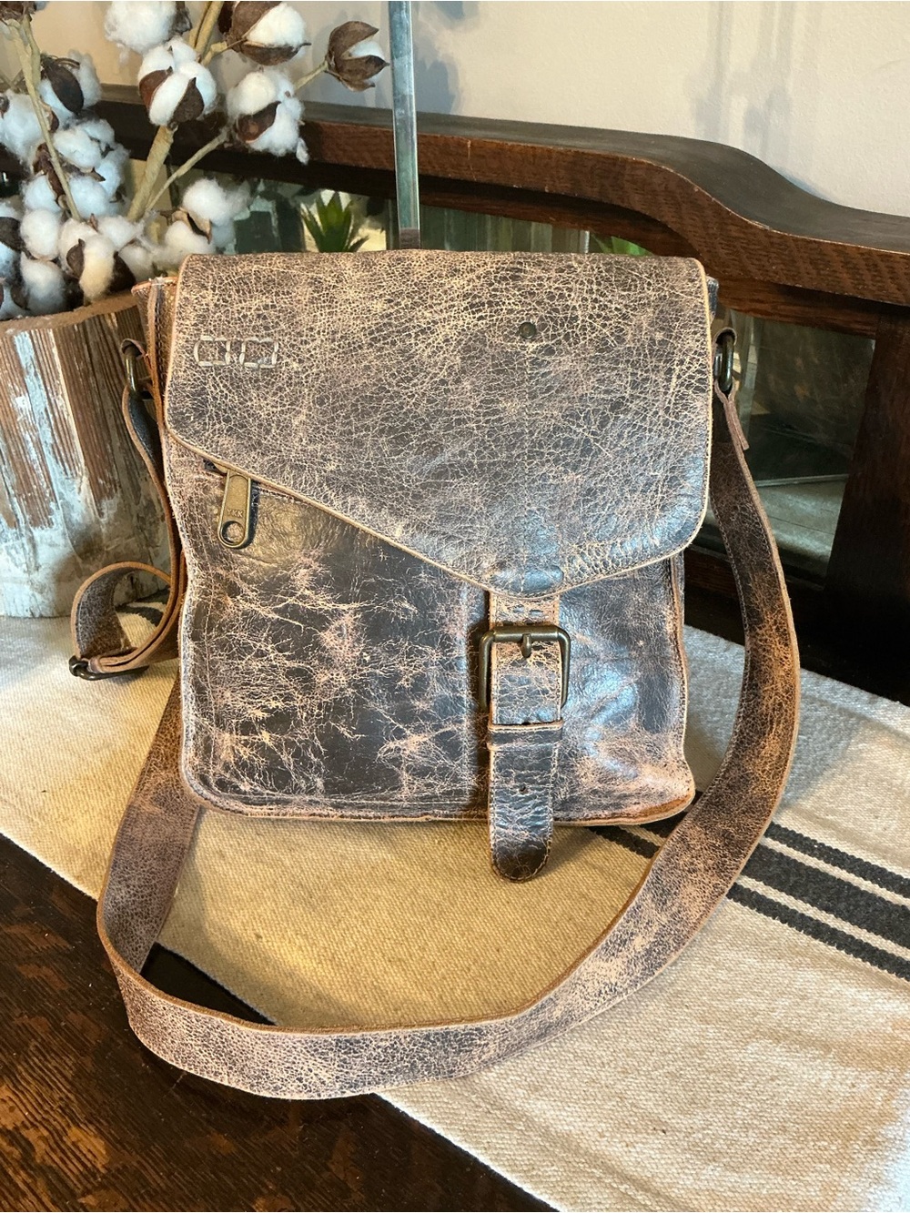 Bed Stu Leather Venice Beach Crossbody Shoulder Bag Teak Lux MSRP $240 - Picture 3 of 12